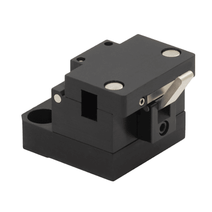 Fiber clamp with vacuum port